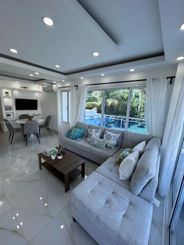 2222 Carretera Sanchez # 202, CA 91000 — zdjęcie 2