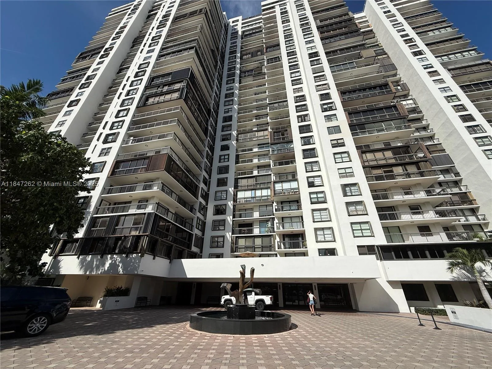2333 Brickell Ave # 1603, Miami, FL 33129