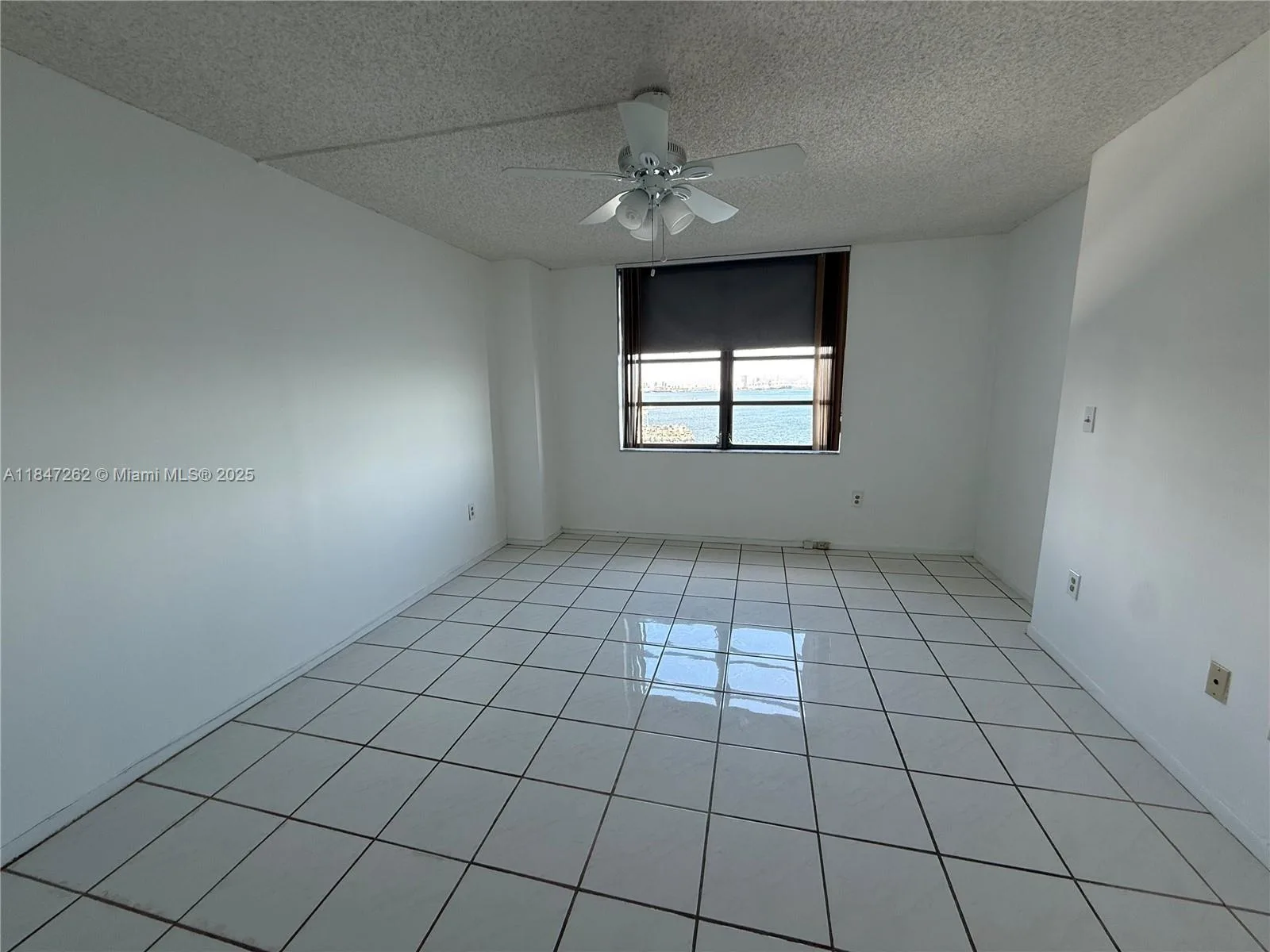 2333 Brickell Ave # 1603, Miami, FL 33129 photo 6