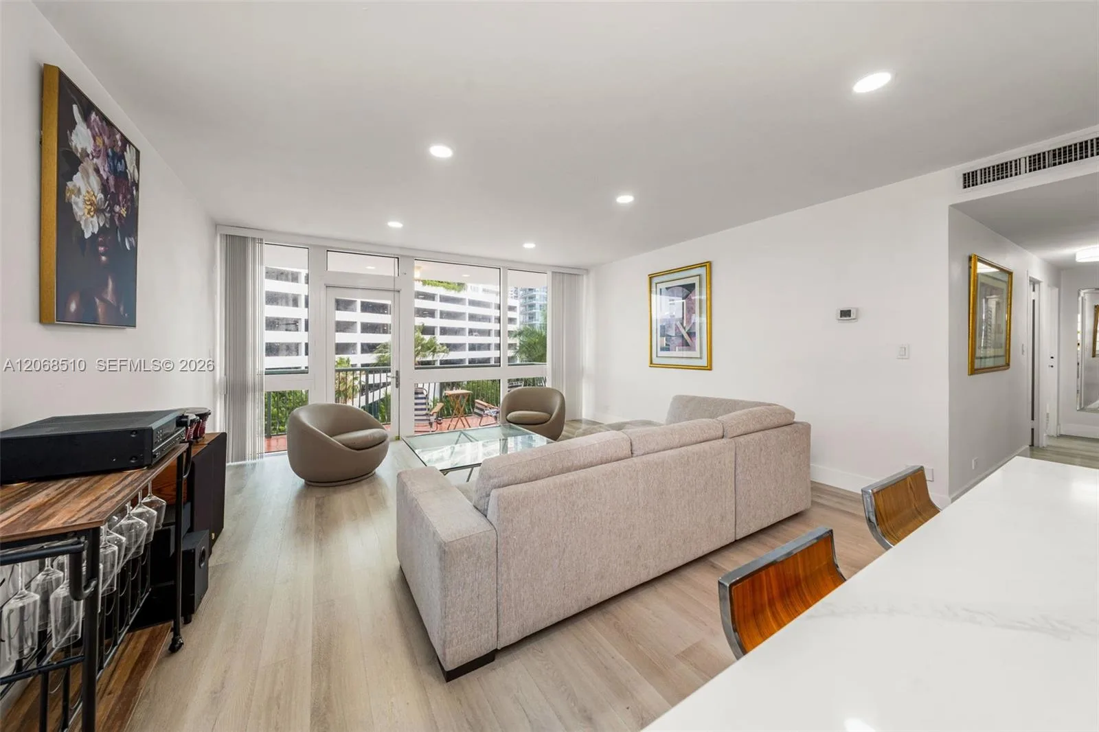 1408 Brickell Bay Dr # 518, Miami, FL 33131 photo 9