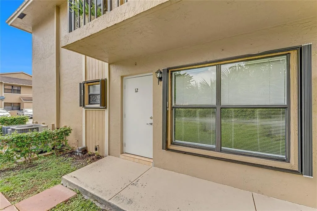 6705 W 26th Drive # 12-7, Hialeah, FL 33016