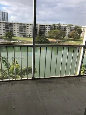2855 Leonard Dr # H606, Aventura, FL 33160 photo 2
