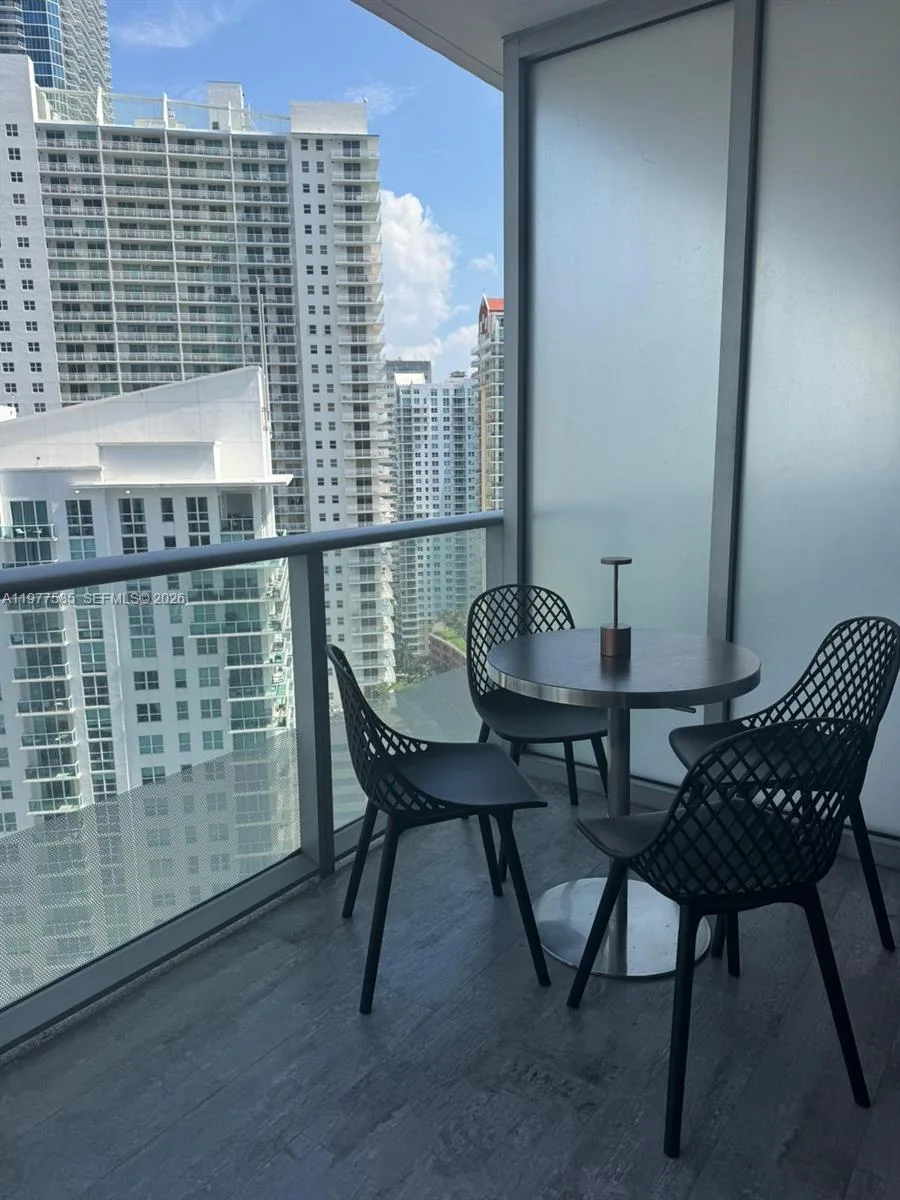 1300 Brickell Bay Dr # 2512, Miami, FL 33131 photo 9