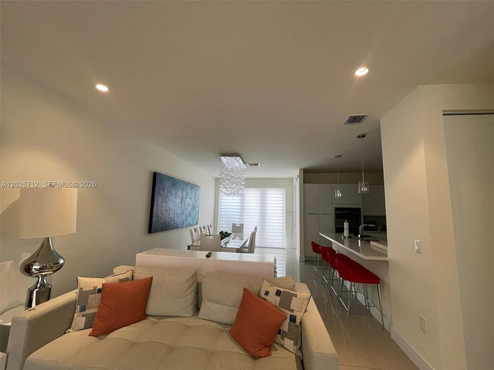 6471 NW 103rd Psge, Doral, FL 33178 photo 2