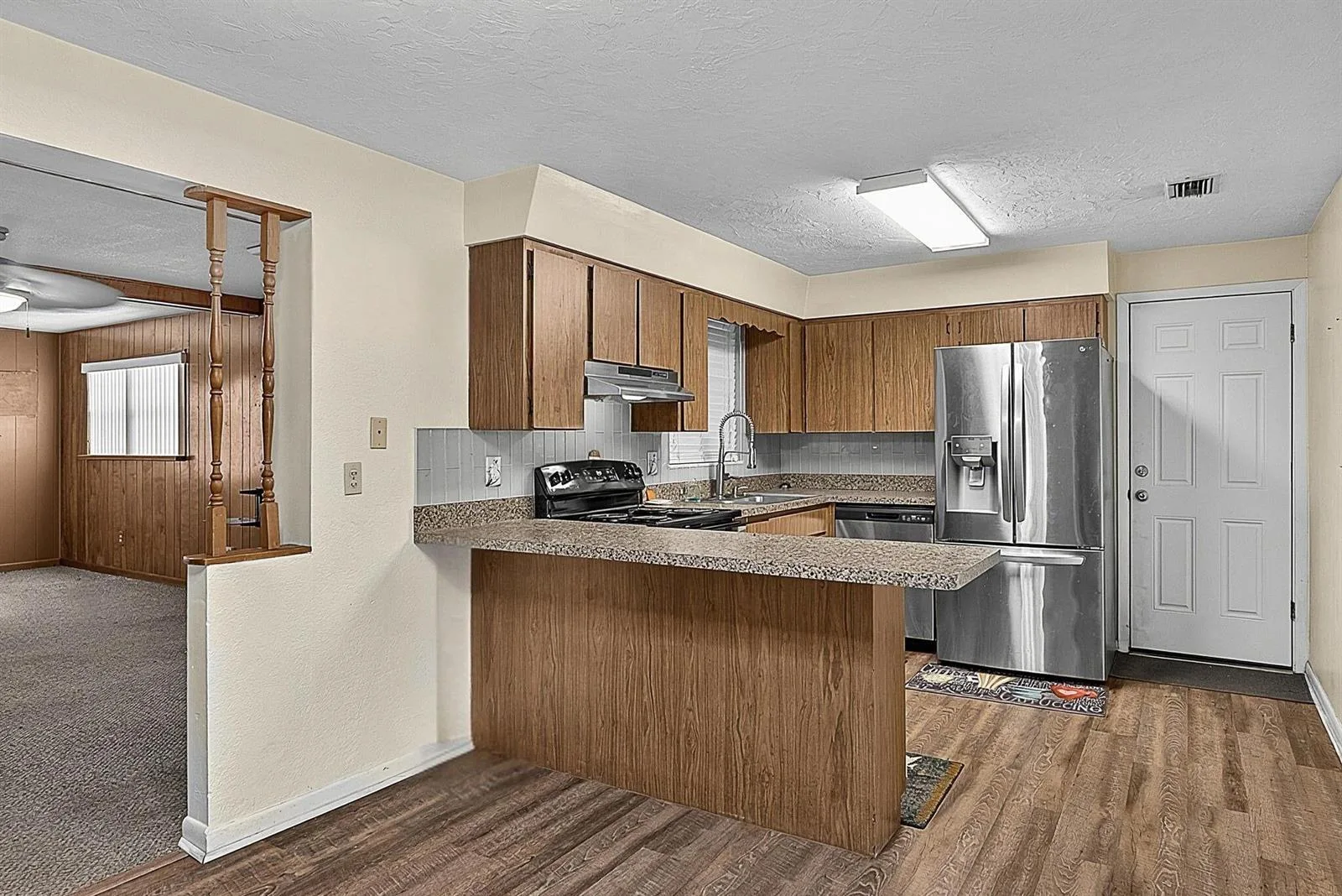 1508 WILDROSE Lane, FL 32117 photo 2