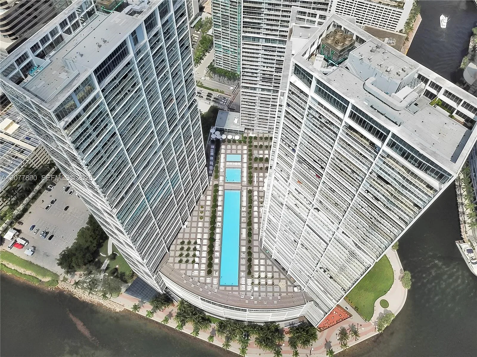 495 Brickell Ave # 2707, Miami, FL 33131
