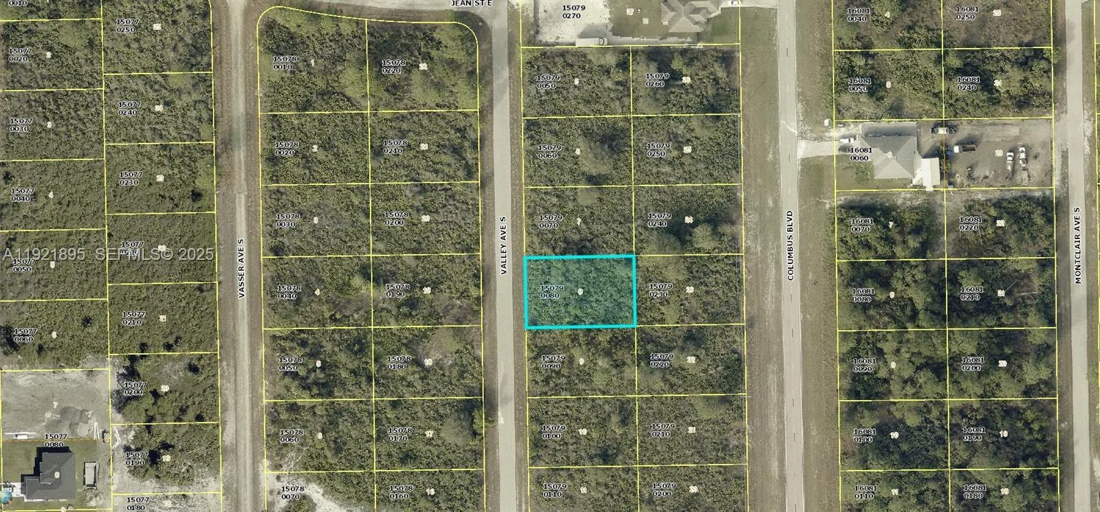 645 Valley Avenue S, Lehigh Acres, FL 33974 photo 2
