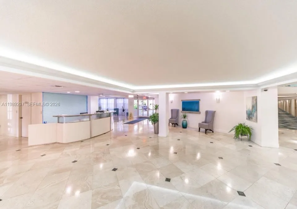 800 Parkview Dr # 222, Hallandale Beach, FL 33009 photo 2