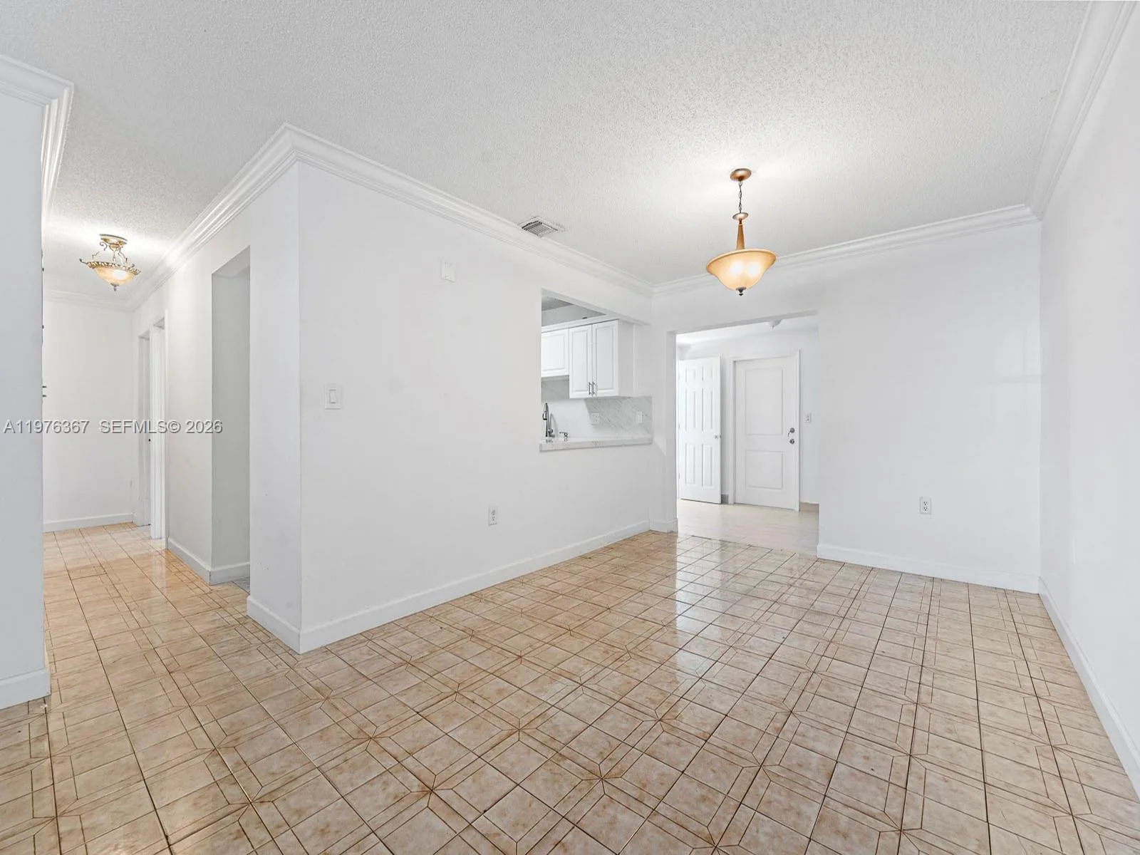 7121 SW 102nd Ct, Miami, FL 33173 photo 4