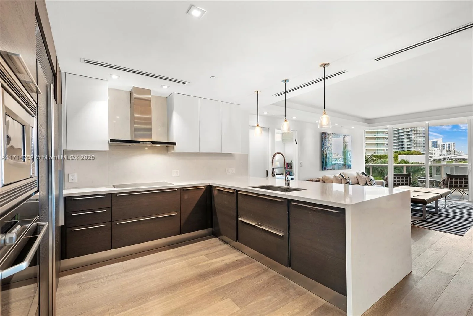 400 Alton Rd # 509, Miami Beach, FL 33139 photo 13