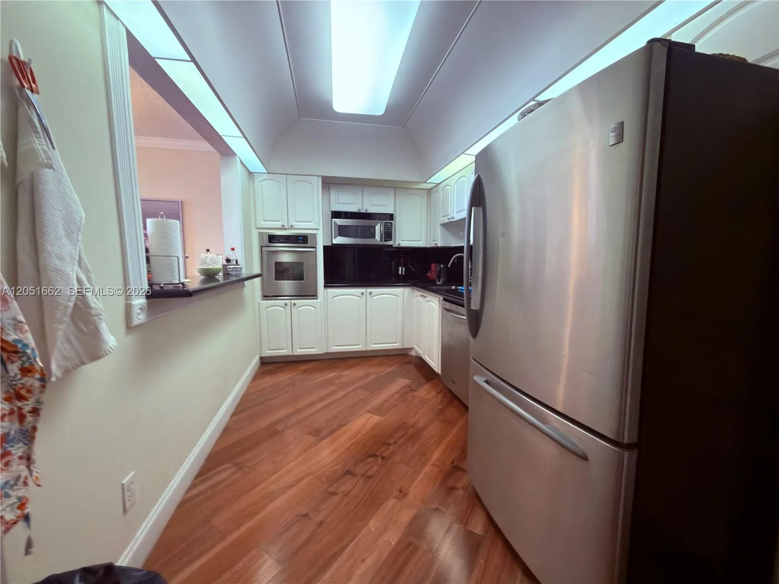 19380 Collins Ave # 404, Sunny Isles Beach, FL 33160 photo 3
