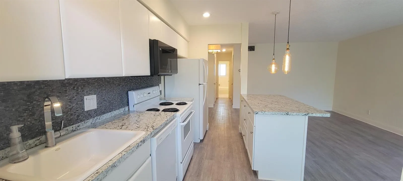 2110 NE 39TH Street # 3B, Fort Lauderdale, FL 33308 photo 5