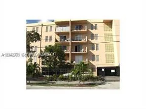 6950 W 6th Ave # 511, Hialeah, FL 33014