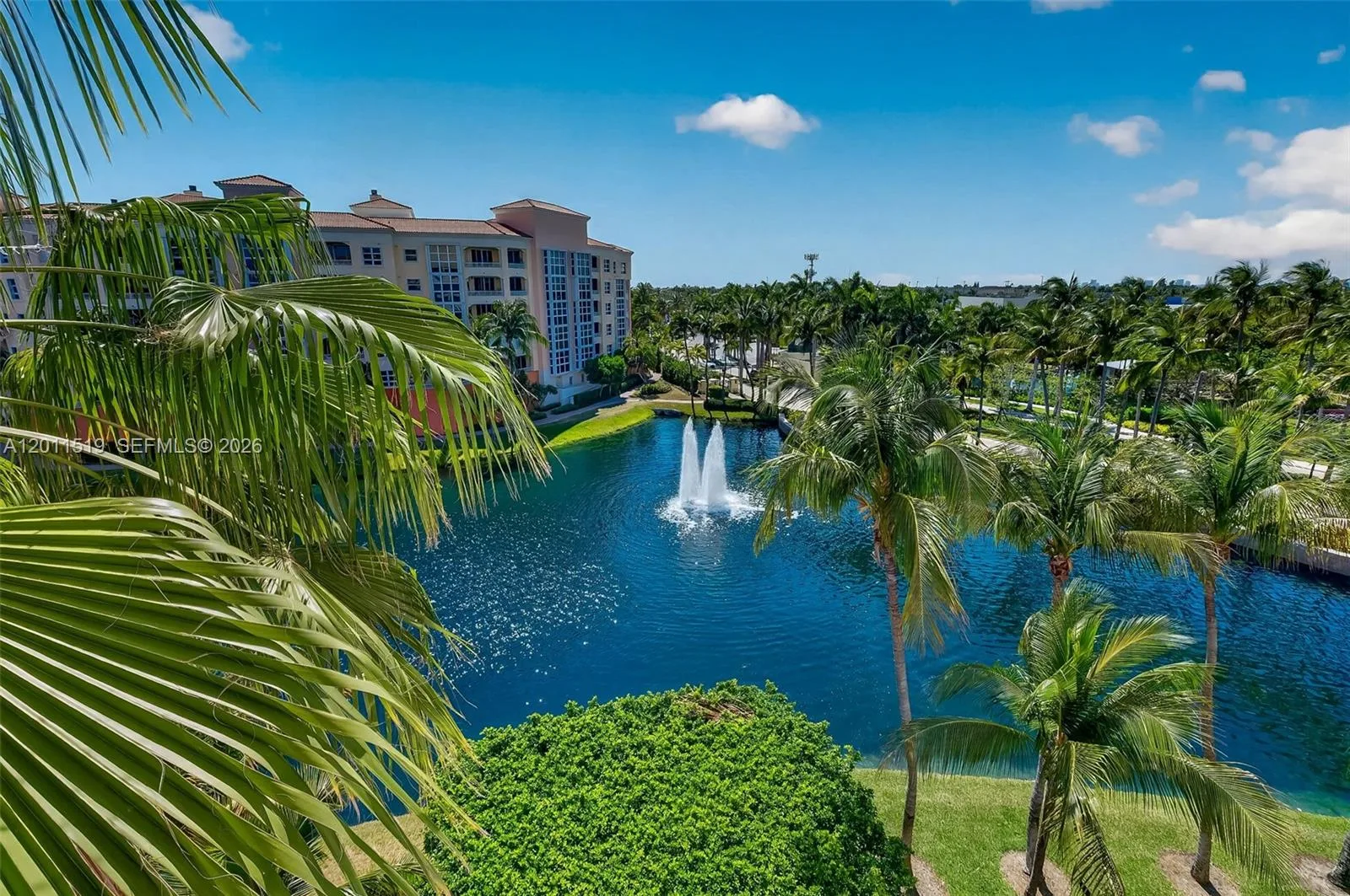 705 Crandon Blvd # 506, Key Biscayne, FL 33149