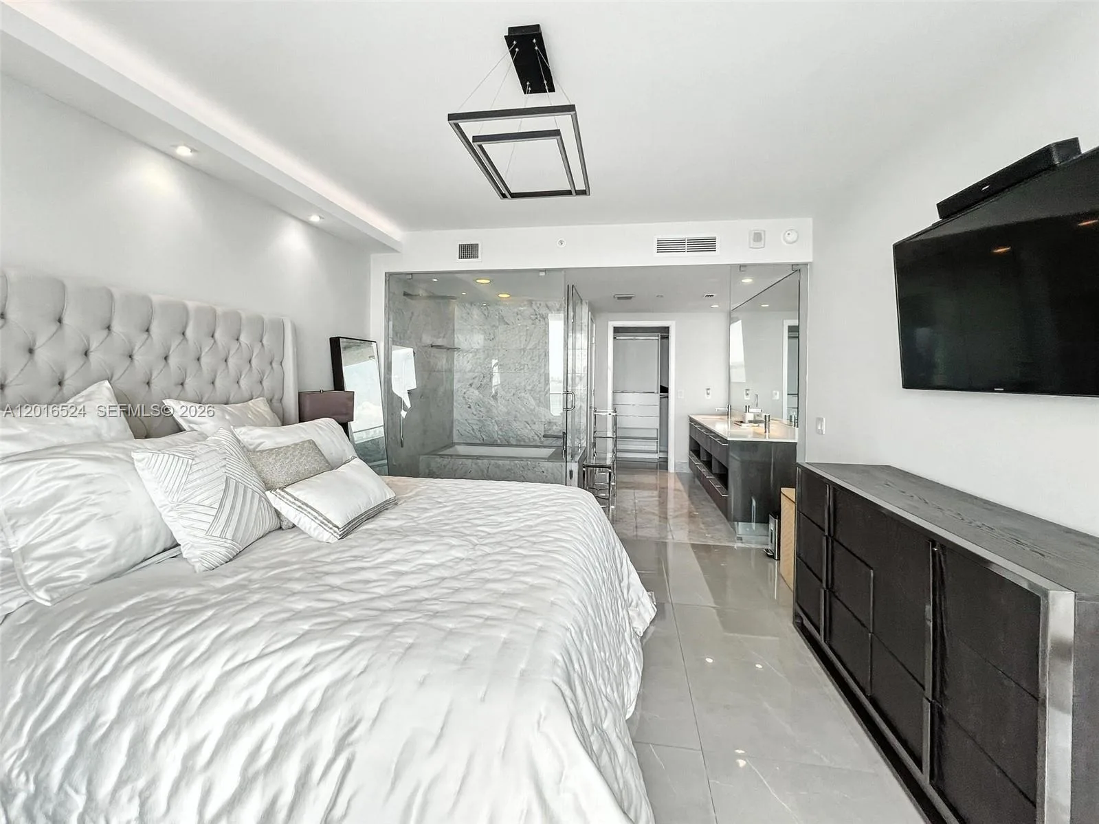 3131 NE 7th Ave # 1504, Miami, FL 33137 photo 5