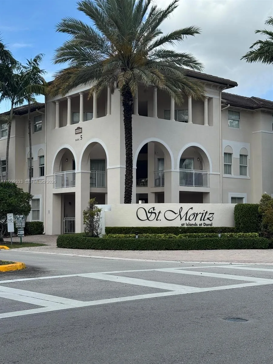 11601 NW 89th St # 209, Doral, FL 33178