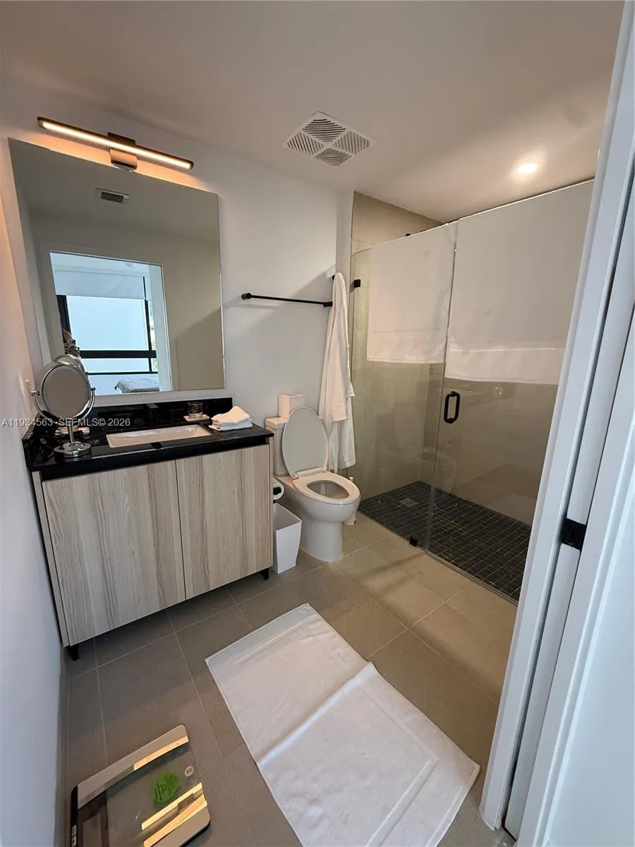 225 N Miami ave # 501, Miami, FL 33128 photo 9
