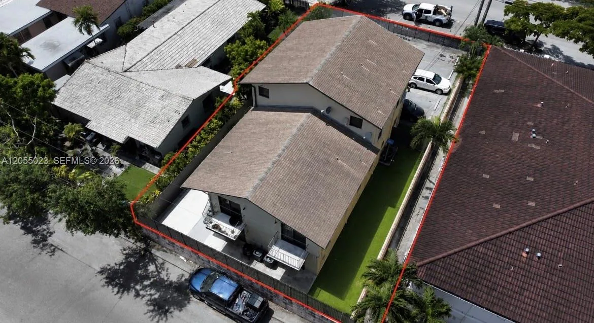 2504 NW 14th St, Miami, FL 33125 photo 3
