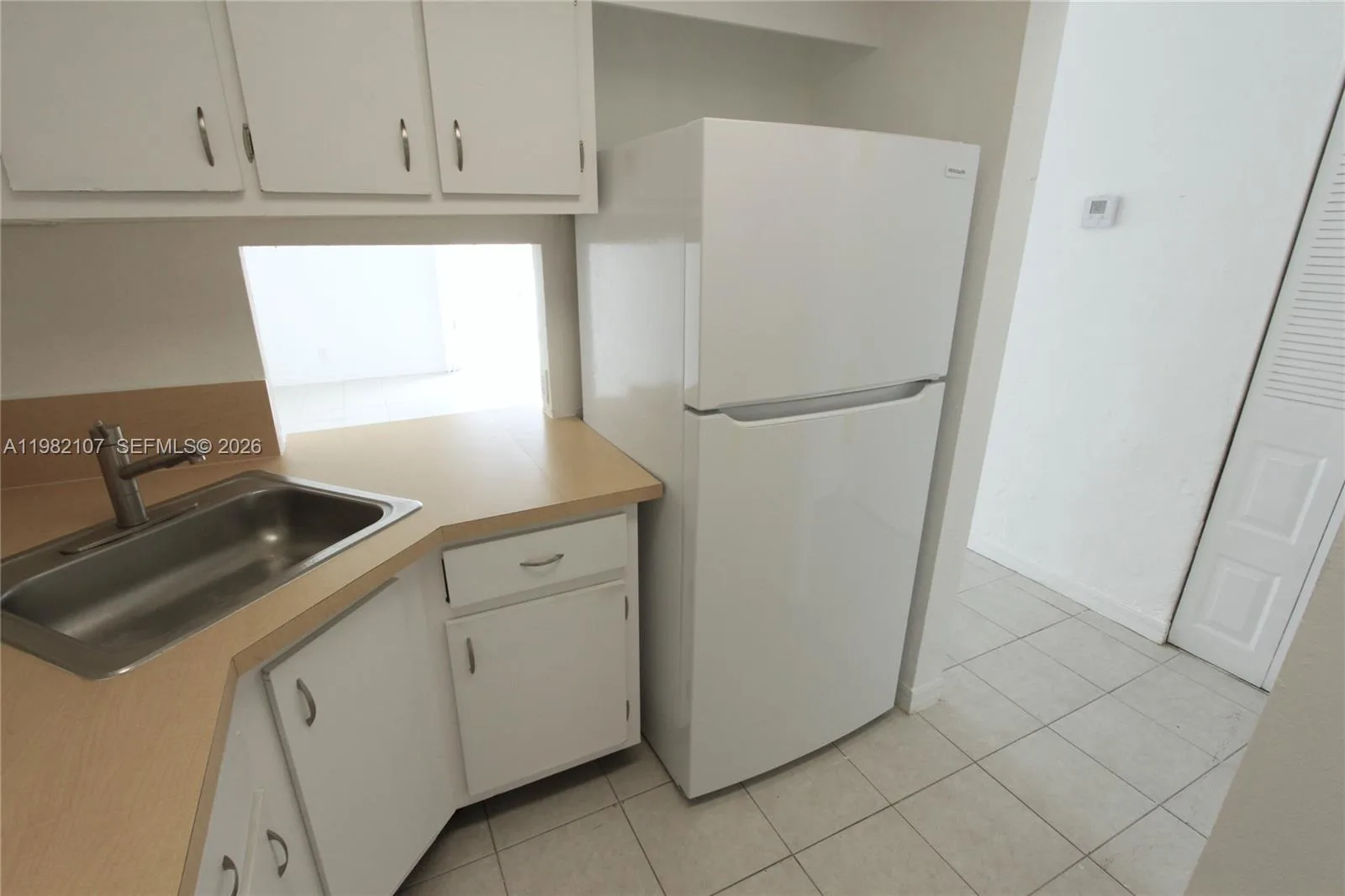 4550 NW 9th St # 815E, Miami, FL 33126 photo 3