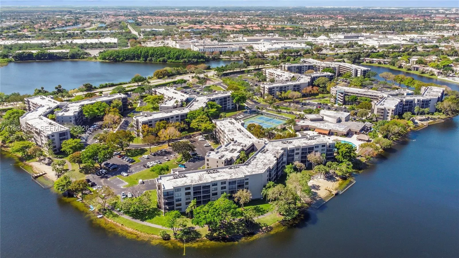 1100 Colony Point Cir # 201, Pembroke Pines, FL 33026 photo 2