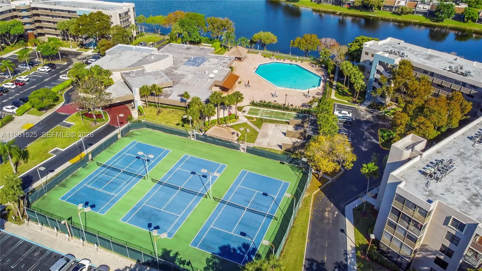 1100 Colony Point Cir # 201, Pembroke Pines, FL 33026 photo 5