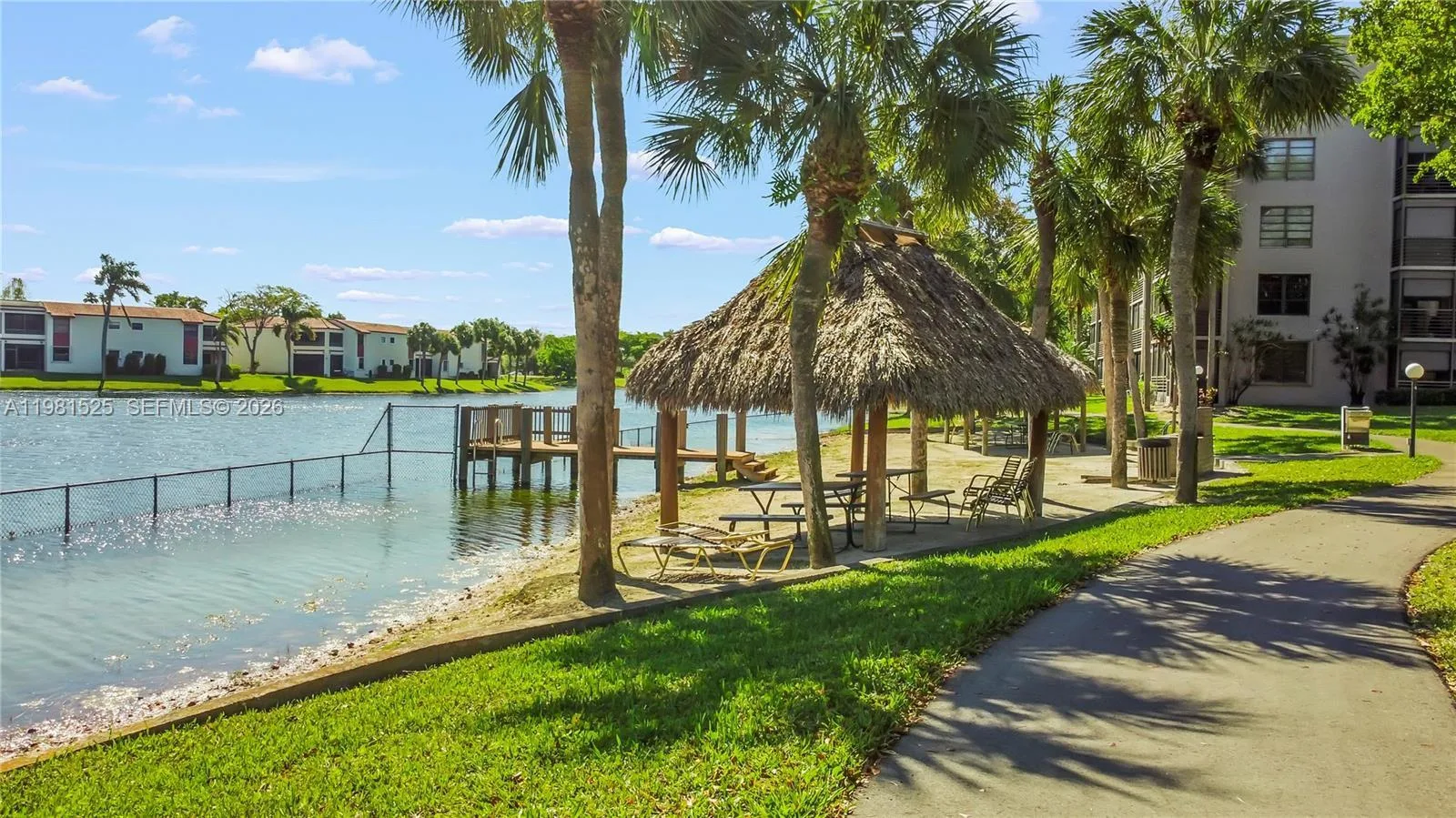 1100 Colony Point Cir # 201, Pembroke Pines, FL 33026 photo 8