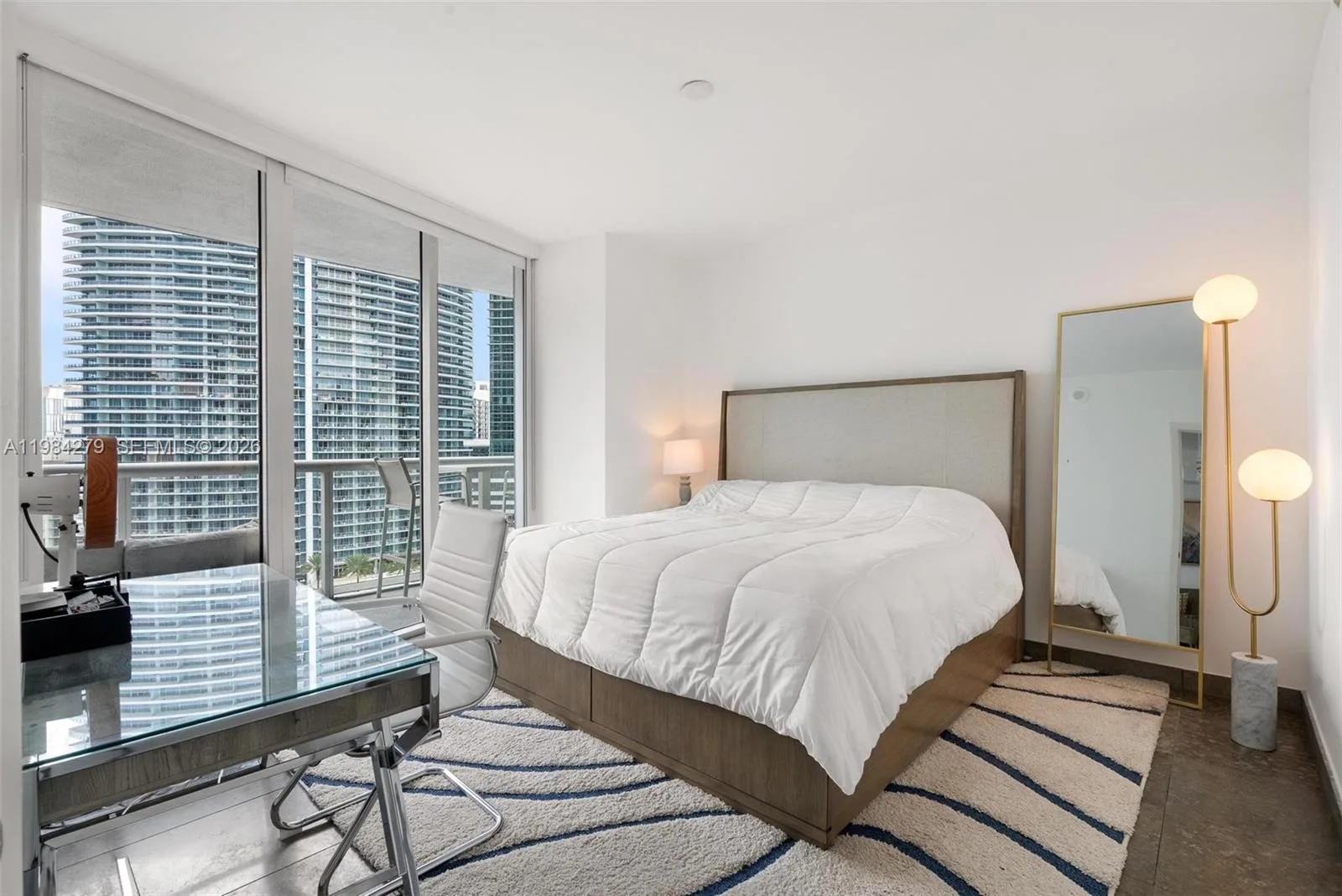 465 Brickell Ave # 2604, Miami, FL 33131 photo 13