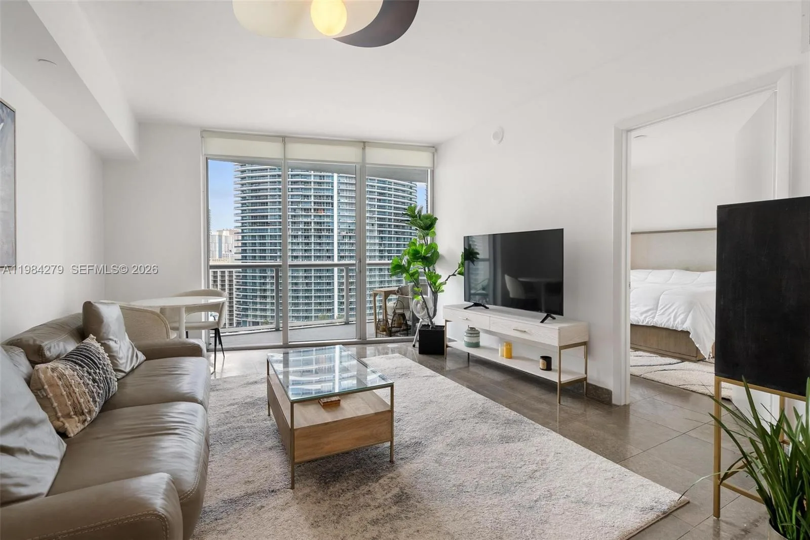 465 Brickell Ave # 2604, Miami, FL 33131 photo 2