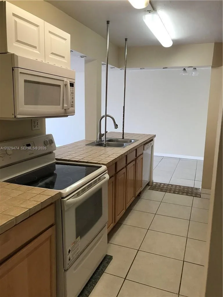 7081 Environ Blvd # 242, Lauderhill, FL 33319 photo 3