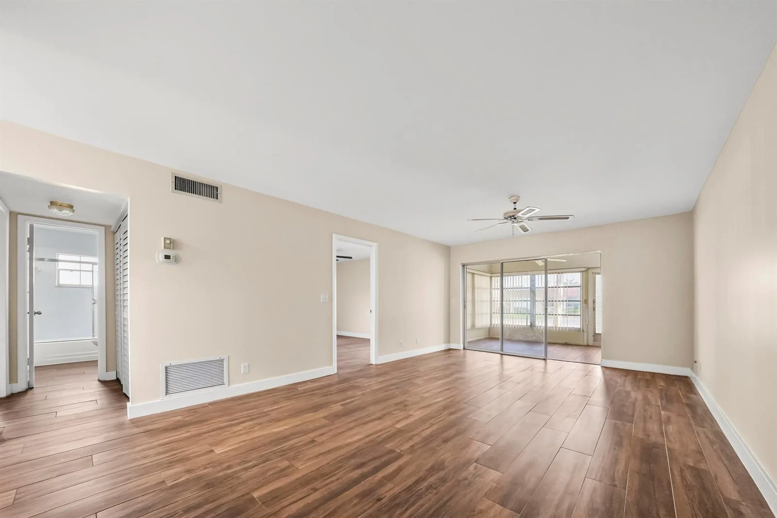 270 CAPE COD Circle # B, Lake Worth, FL 33467 photo 4