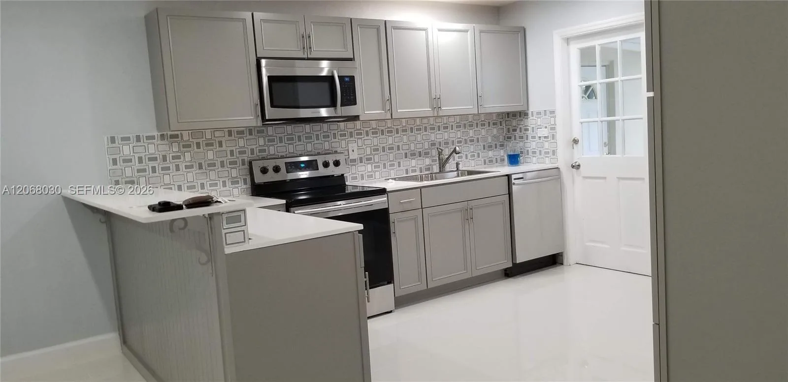 980 Oleander Rd, Key Largo, FL 33037 photo 5