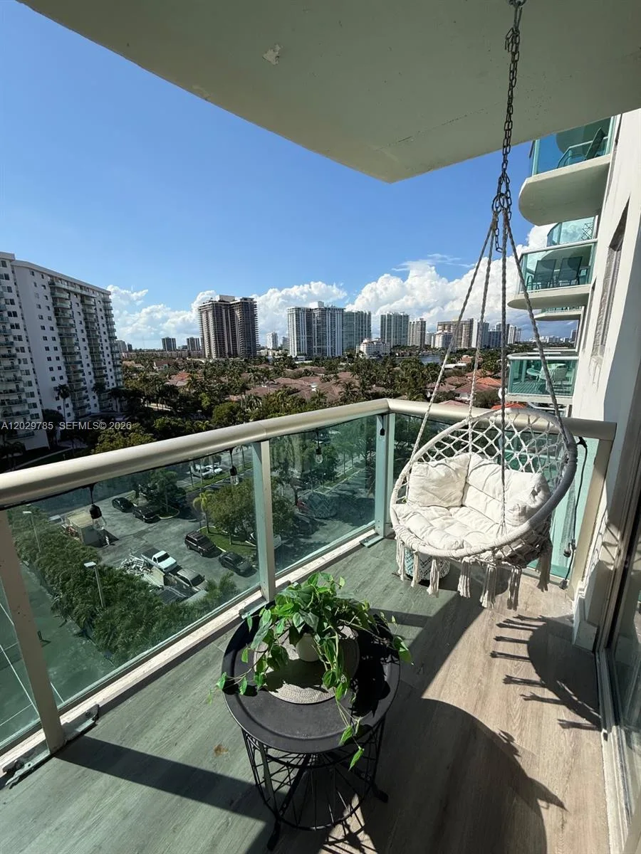 19370 Collins Ave # 912, Sunny Isles Beach, FL 33160
