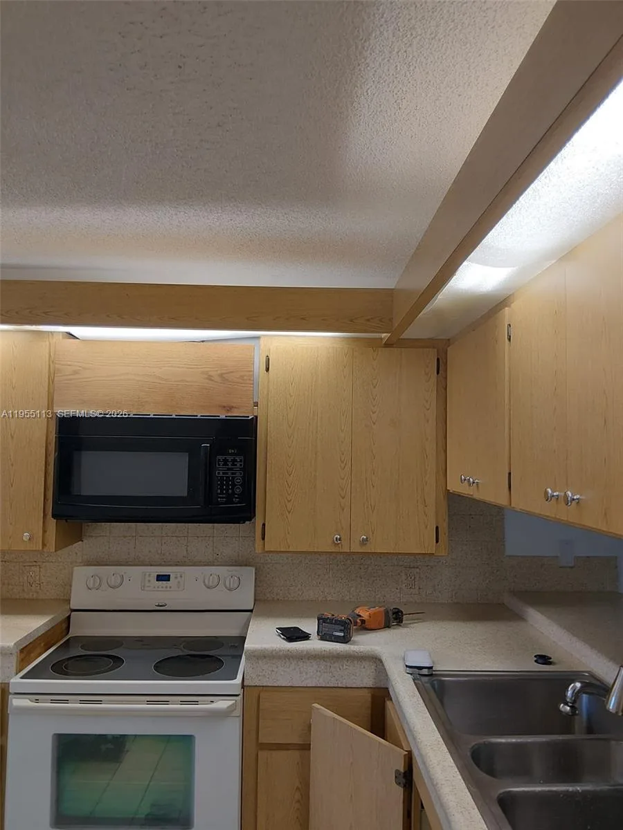2621 Village Blvd # 102, West Palm Beach, FL 33409 photo 3