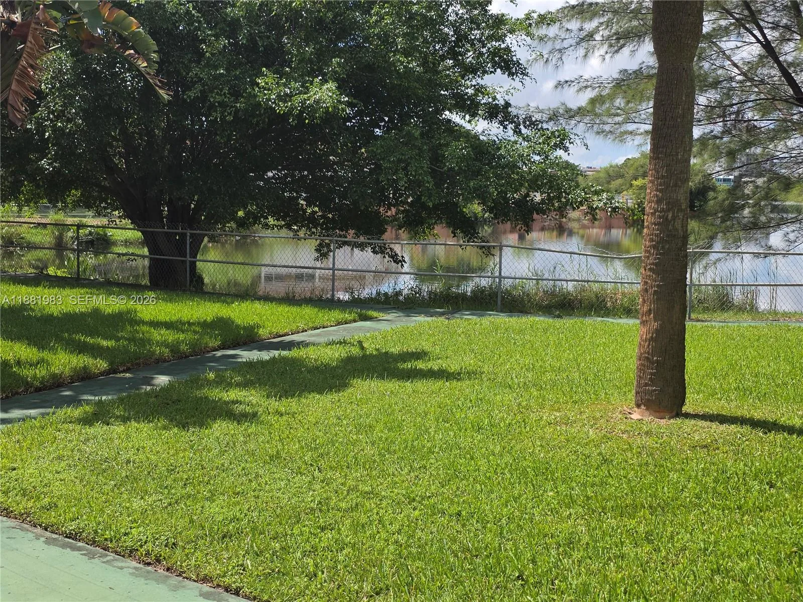 18720 NE 18th Ave # 116, Miami, FL 33179 photo 8