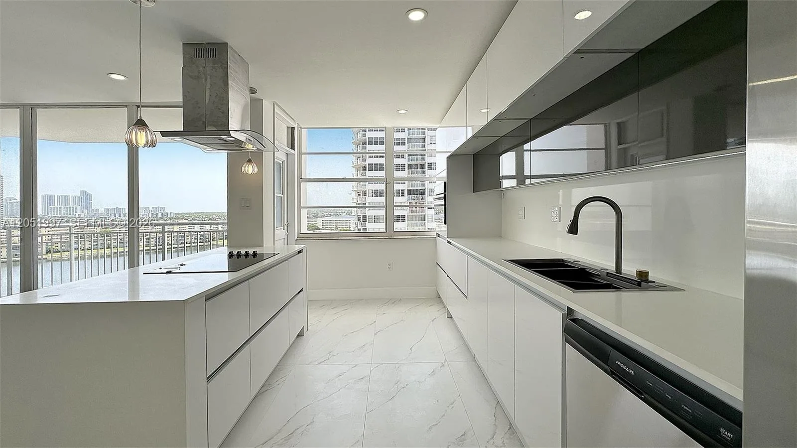 18061 Biscayne Blvd # 1204, Aventura, FL 33160 photo 5