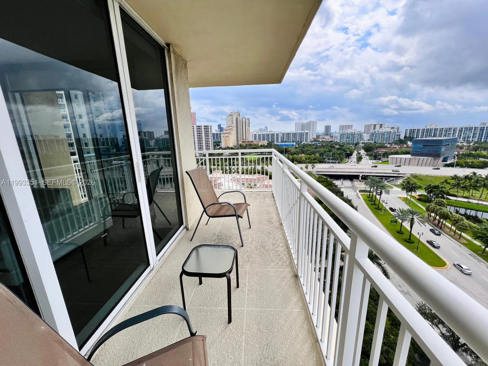19501 W Country Club Dr # 1408, Aventura, FL 33180