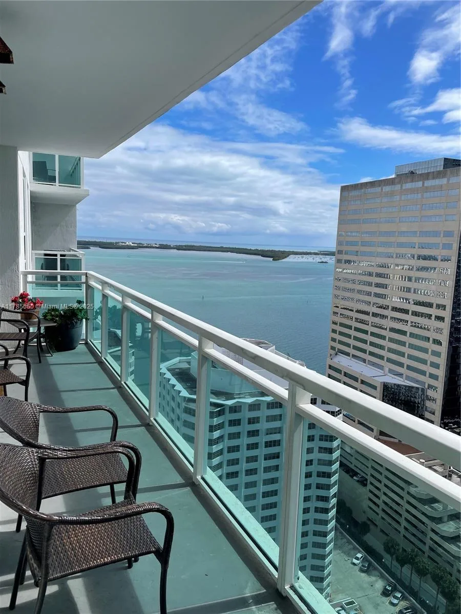 950 Brickell Bay Dr # 2907, Miami, FL 33131 photo 12