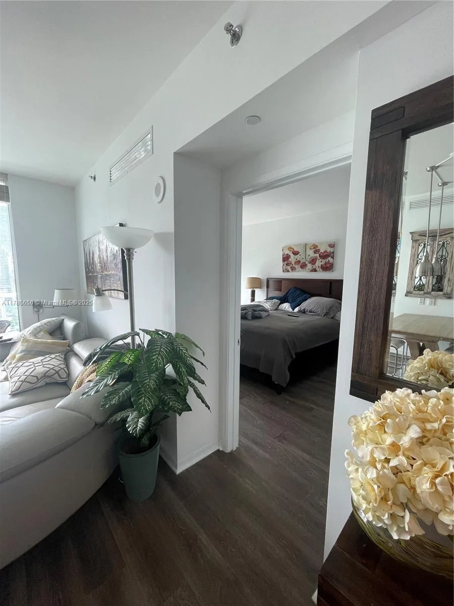 950 Brickell Bay Dr # 2907, Miami, FL 33131 photo 6