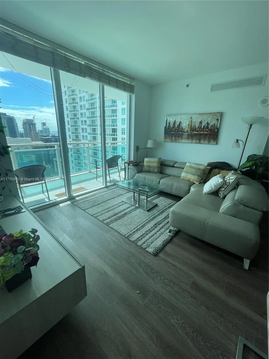 950 Brickell Bay Dr # 2907, Miami, FL 33131 photo 7