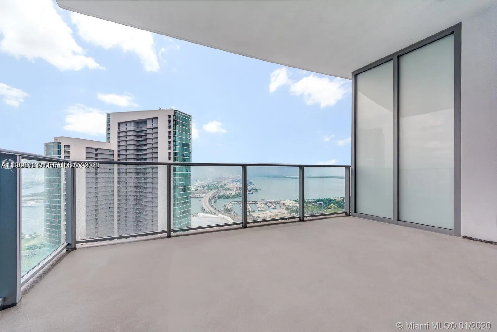 851 NE 1st Ave # 4007, Miami, FL 33132