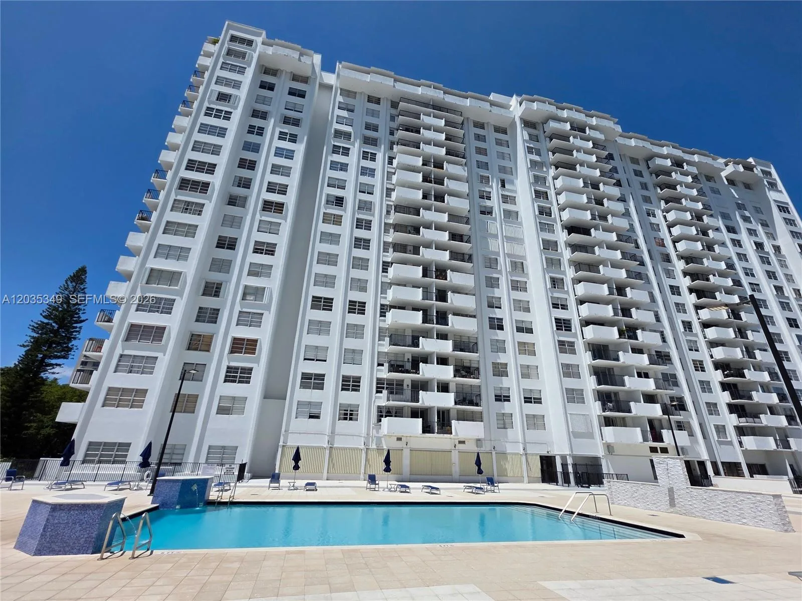 2780 NE 183rd St # 1111, Aventura, FL 33160