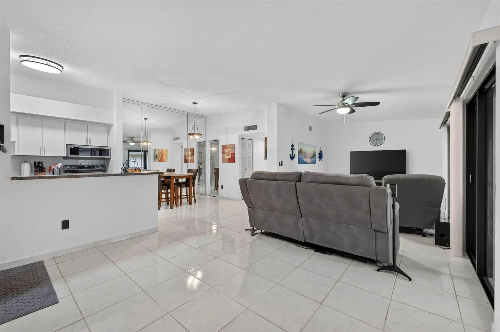 9474 S BELFORT Circle # 206, Tamarac, FL 33321 photo 10