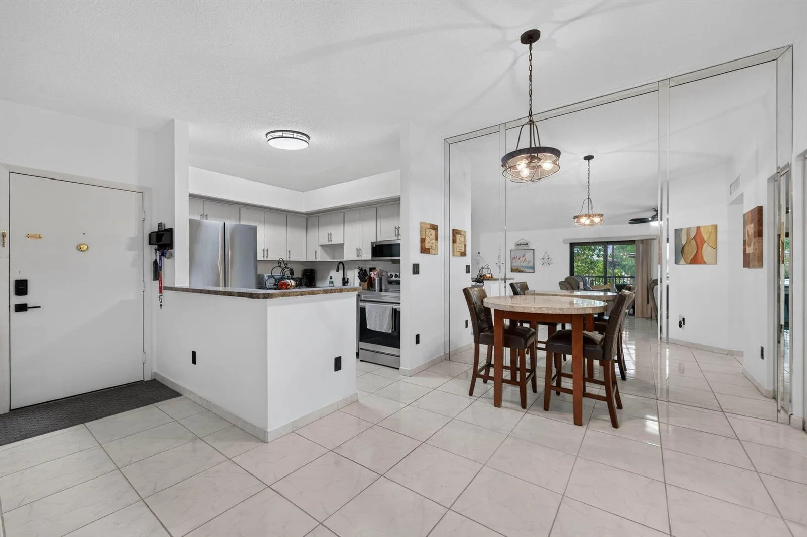 9474 S BELFORT Circle # 206, Tamarac, FL 33321 photo 3