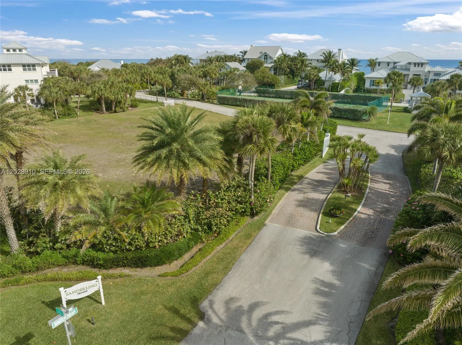 2335 Sanderling Ln, Vero Beach, FL 32963 photo 6