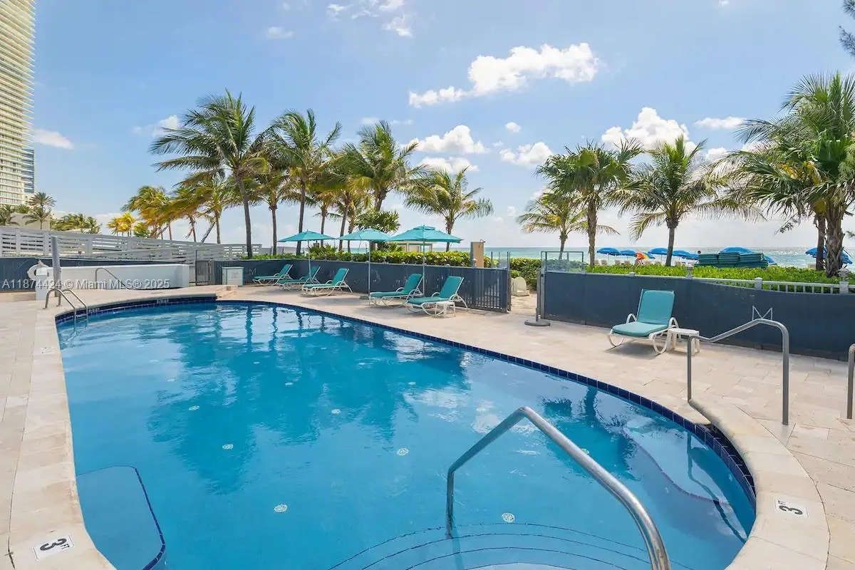 18683 Collins Ave # 1609, Sunny Isles Beach, FL 33160 photo 3