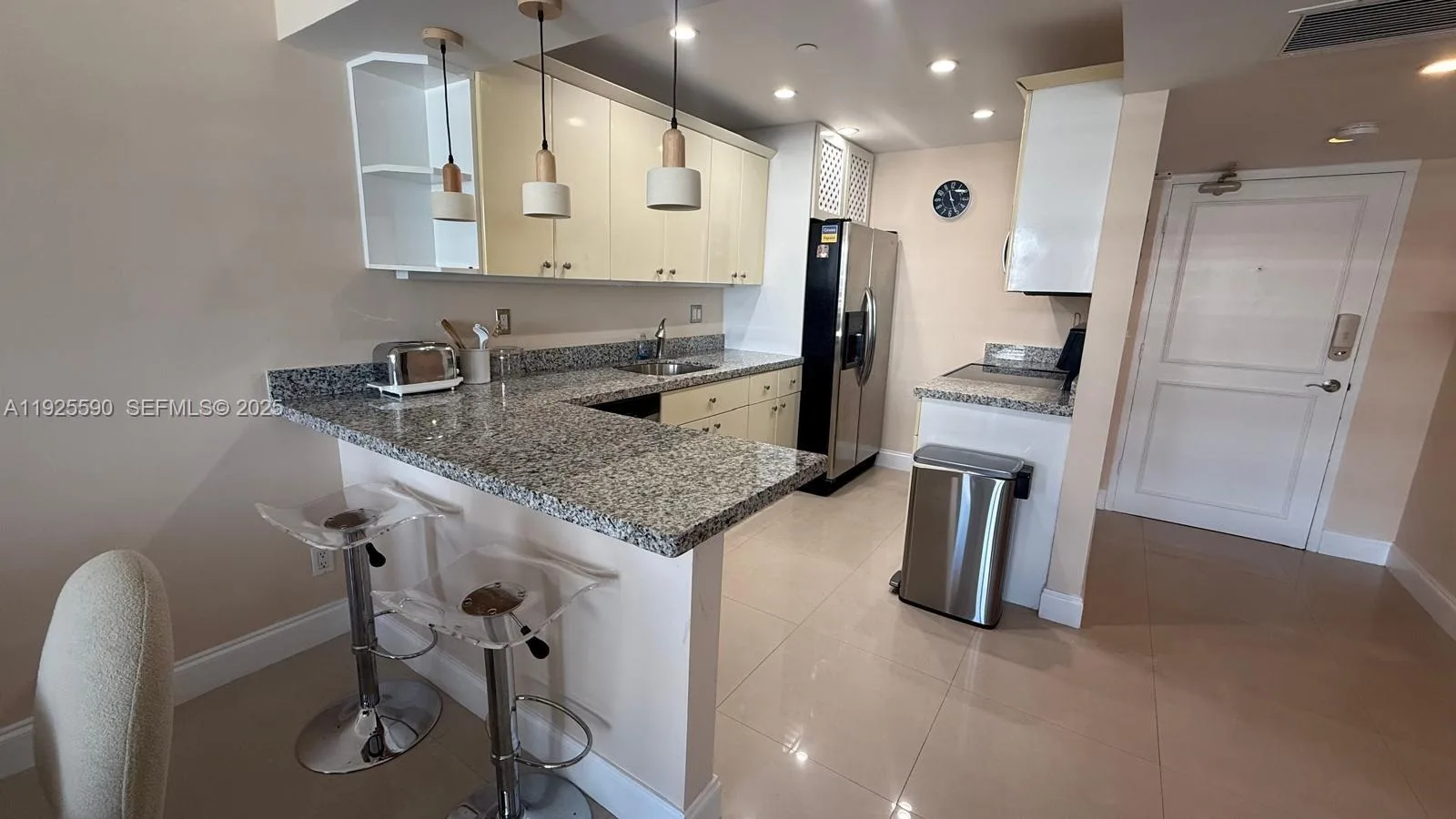 100 Lincoln Rd # 1108, Miami Beach, FL 33139 photo 4