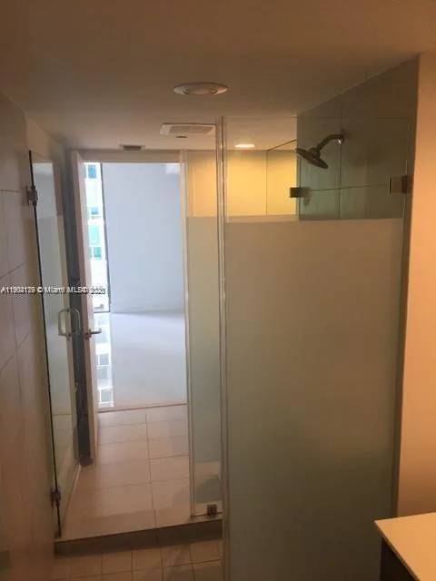 31 SE 6th St # 604, Miami, FL 33131 photo 10