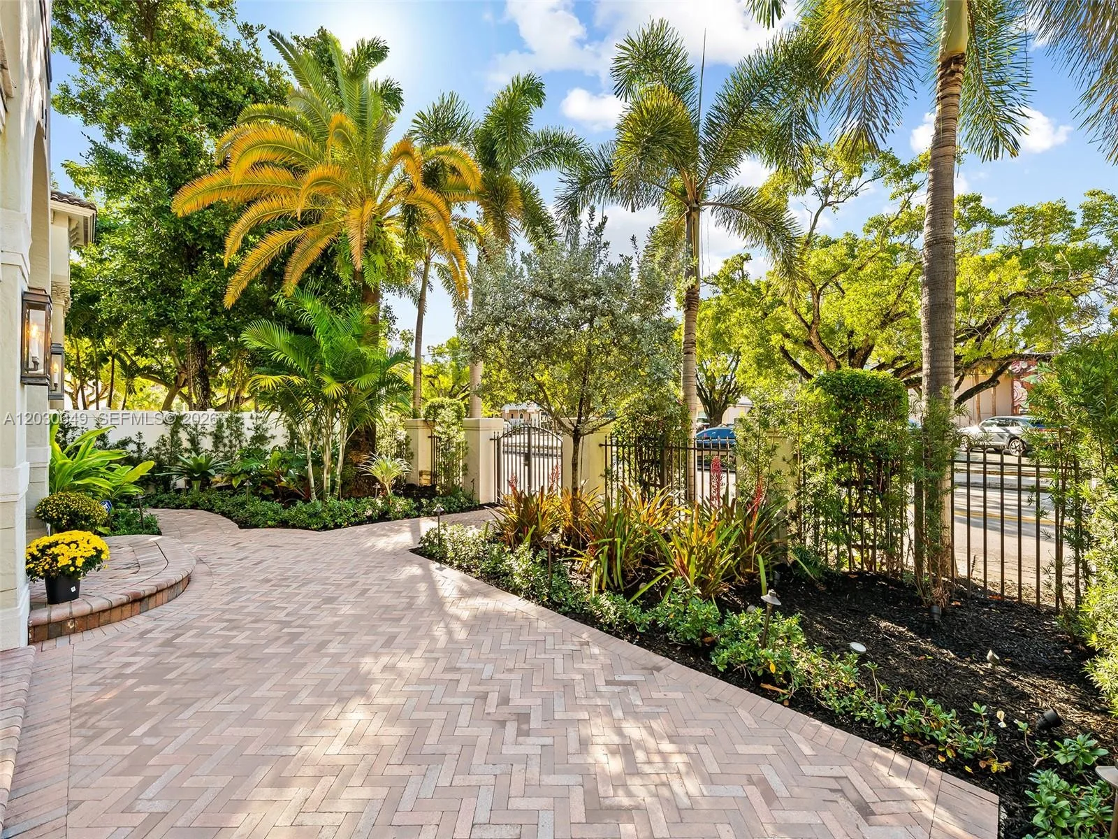821 SE 2nd Ct, Fort Lauderdale, FL 33301 photo 9