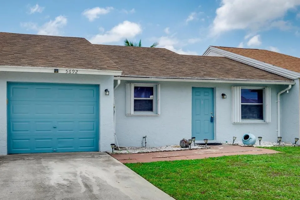 5692 SW Stonington Way SW # 5692, Lake Worth, FL 33463