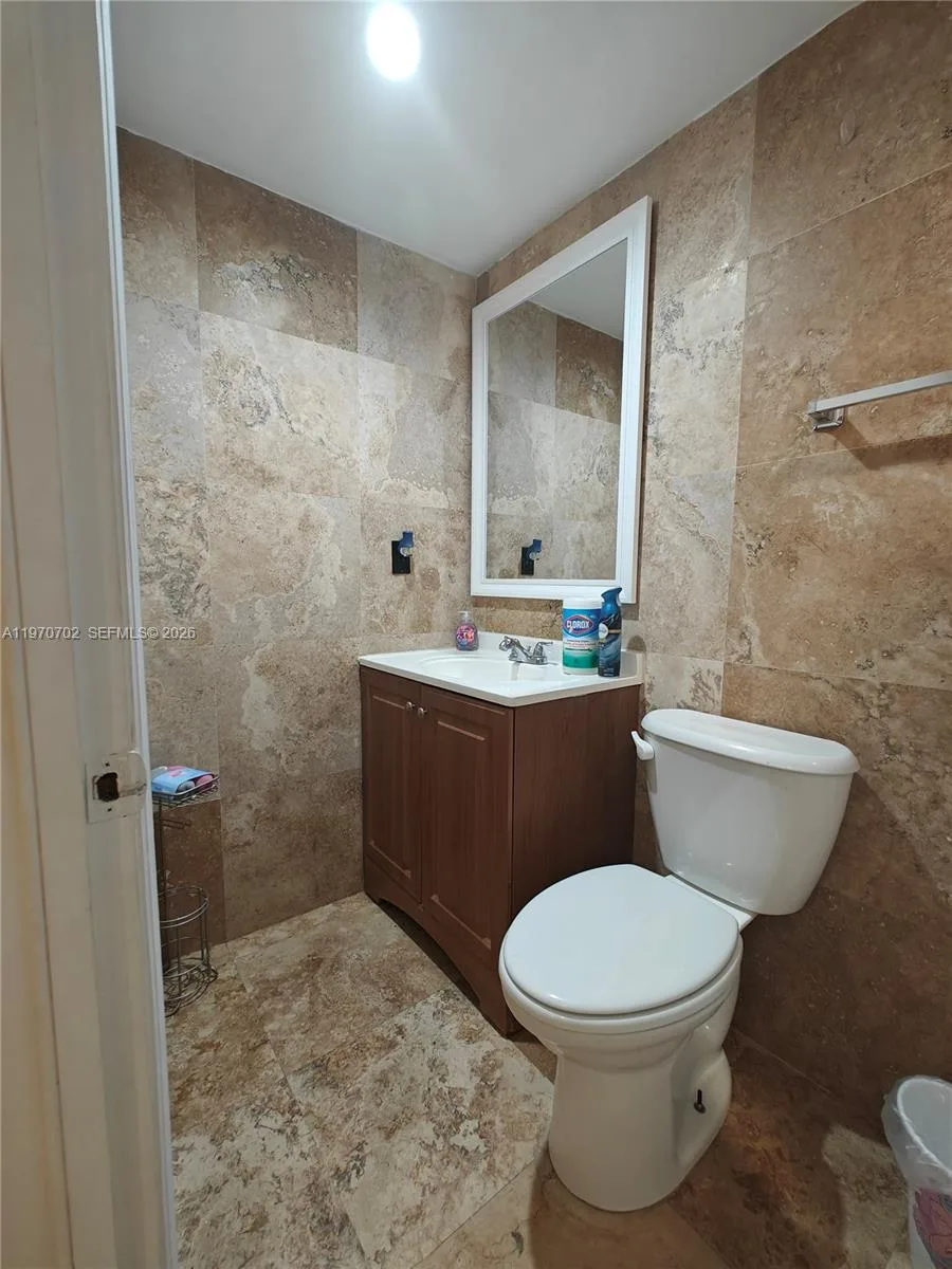 999 Brickell Bay Dr # 303, Miami, FL 33131 photo 10